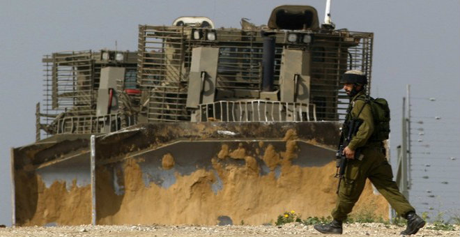 الاحتلال الإسرائيلي يتوغل بجرافاته في قطاع غزة