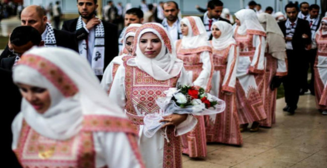 تركيا تمول حفل زفاف جماعي في غزة
