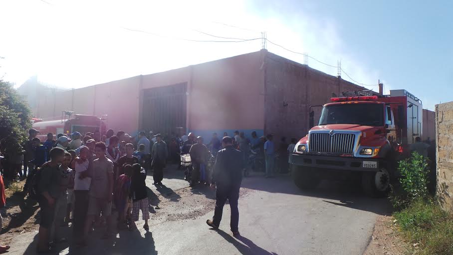 عاجل: النيران تلتهم مصنعا للحليب في الدار البيضاء