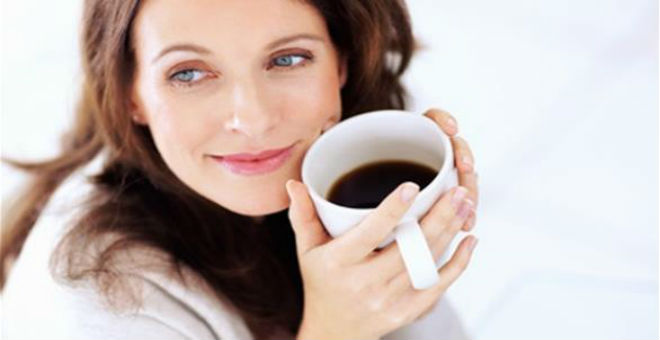 5 أكواب من القهوة يوميا تحمي من سرطان الثدي