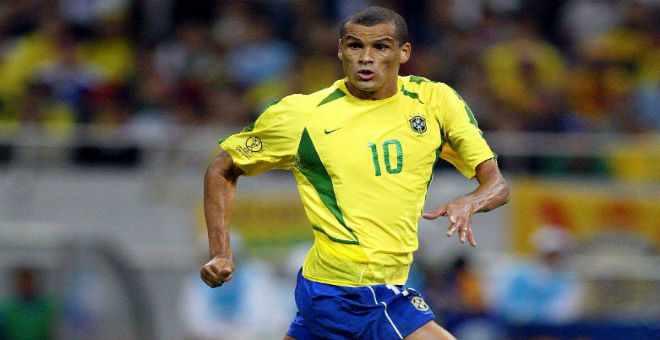 البرازيلي ريفالدو يعود للعب وعمره 43 عاما