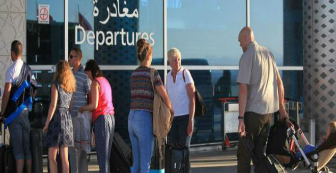 بريطانيا تدعو مواطنيها إلى مغادرة تونس مرجحة وقوع هجوم إرهابي جديد