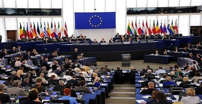 المفوضية الأوروبية تدعم تونس بـ 500 مليور يورو