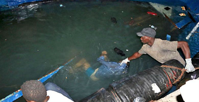 ليبيا تنتشل 105 جثة لمهاجرين سريين من مياه المتوسطي