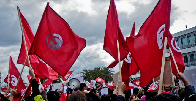 العملية السياسية في تونس: بين هشاشة المشهد السياسي وصلابة الحلم الديمقراطي