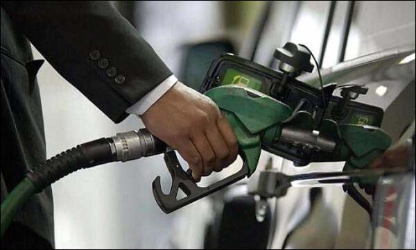 انخفاض أسعار الغازوال والبنزين ابتداء من يوم غد الأحد