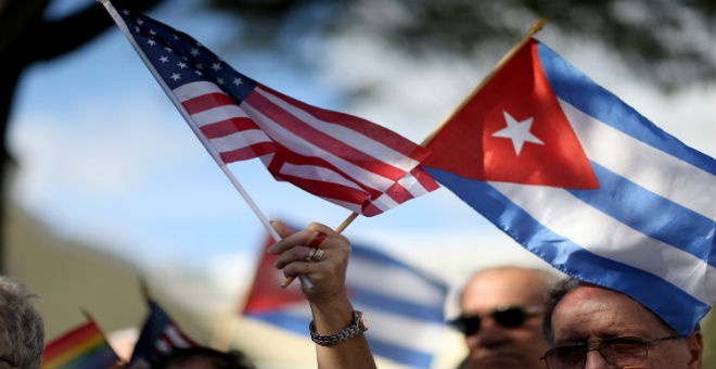 بعد نصف قرن من القطيعة..رفع العلم الأمريكي بكوبا