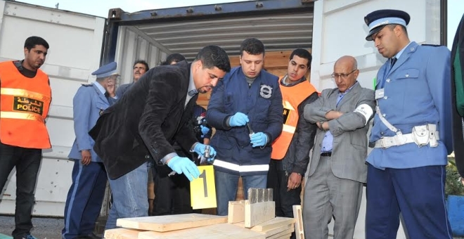 حالة استنفار أمني في ميناء الدار البيضاء بعد اكتشاف ذخيرة لدى مواطن أجنبي