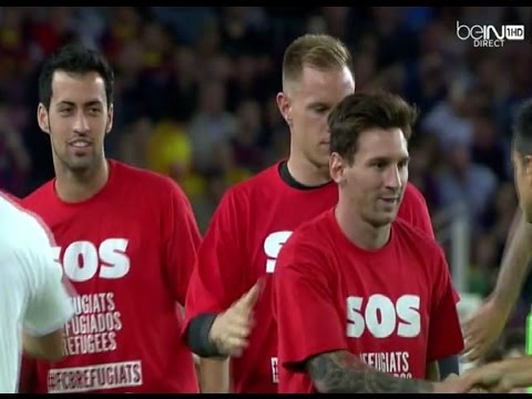 لاعبو برشلونة يرتدون قمصانا تضامنية مع اللاجئين