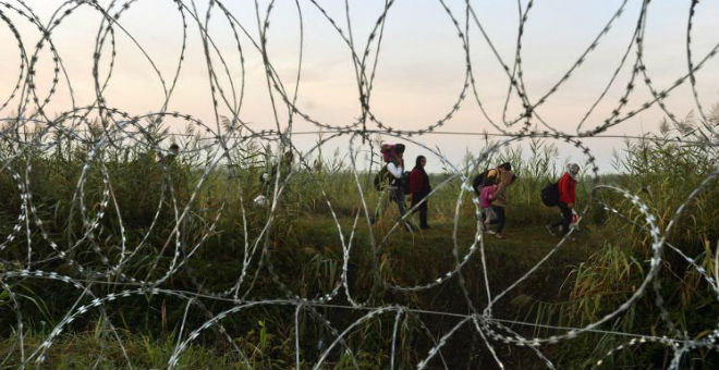 الحكومة المجرية تغير من سياستها بخصوص أزمة اللاجئين