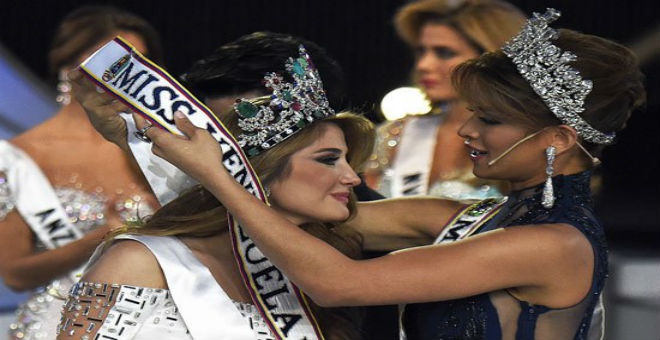 بالصور: سورية تتوج ملكة جمال فنزويلا