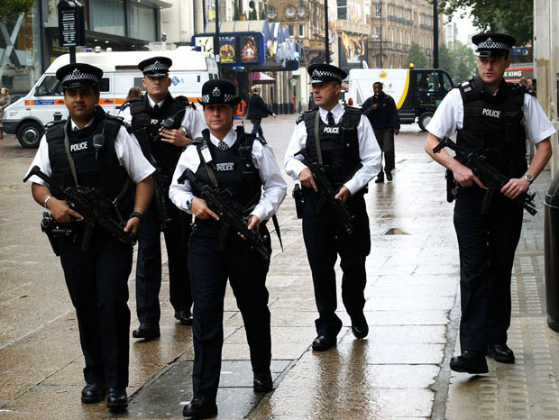 بريطانيا تشدد إجراءاتها الأمنية ''خوفا'' من هجمات مماثلة