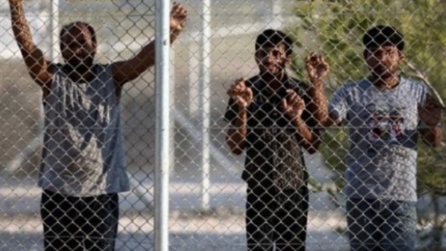 بالفيديو. اعتقال مهاجرين مغاربة في اليونان كانوا في صدد الهجرة إلى ألمانيا