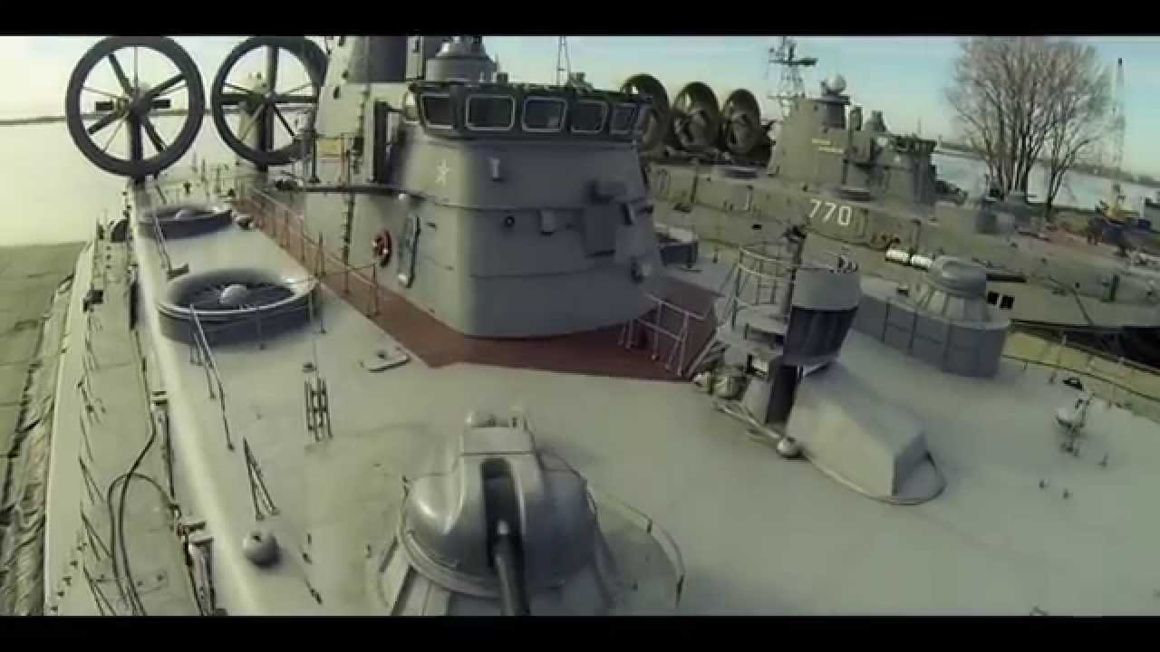 بالفيديو.. سفينة الإنزال الروسية البرمائية