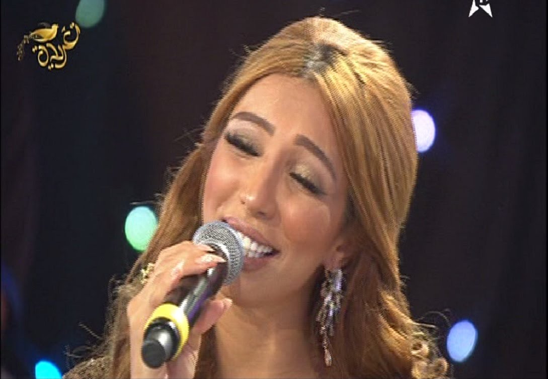 دنيا بطمة تغني لأحمد شوقي 