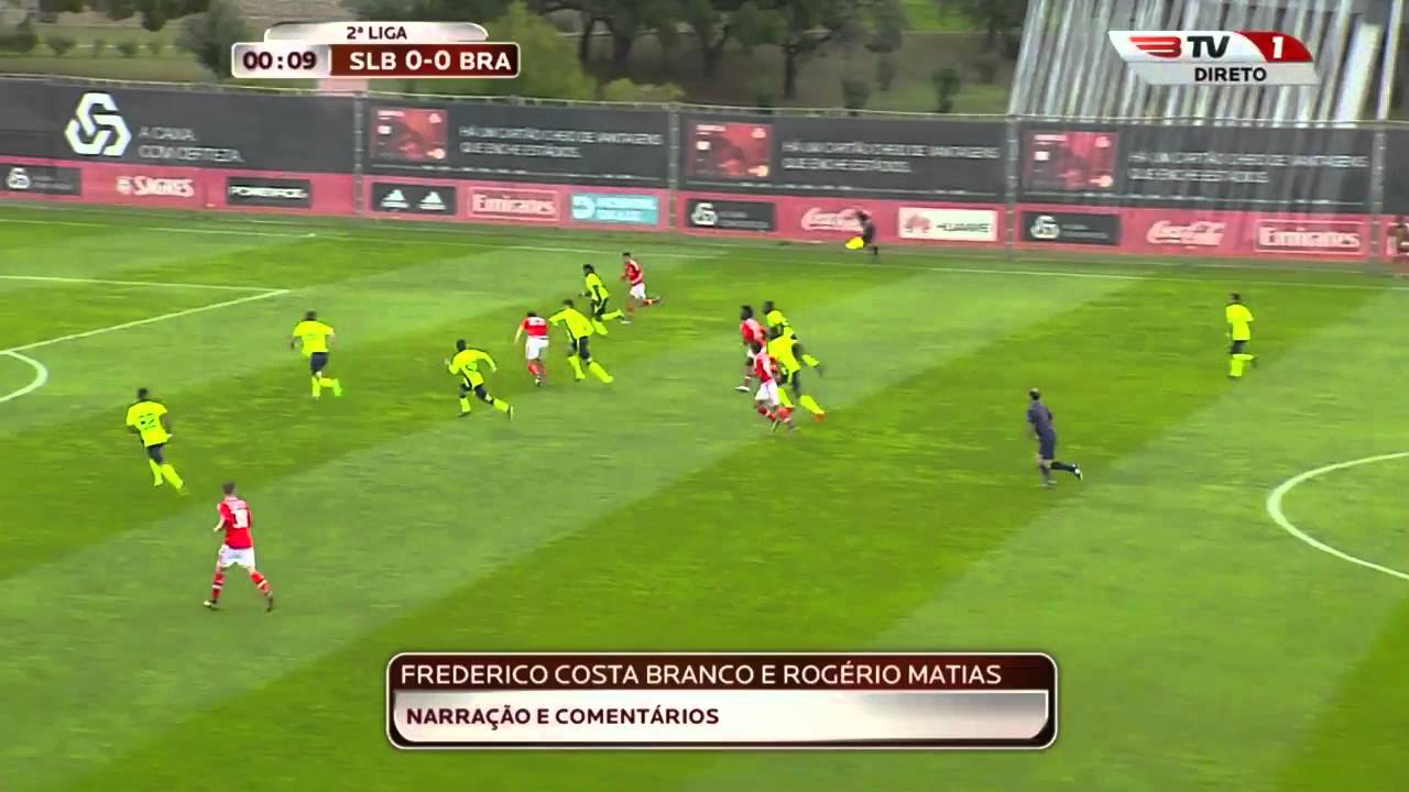 فيديو: هدف عادل تاعرابت أمام براغا بعد 13 ثانية من بداية المباراة