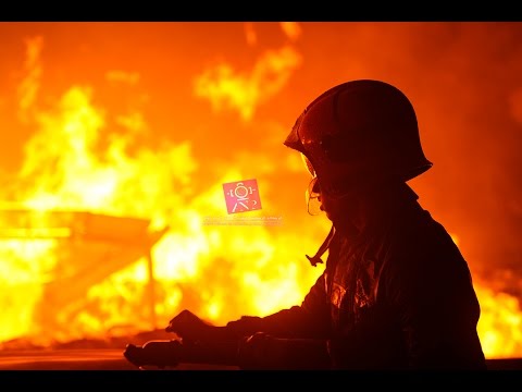 بالفيديو: حريق مهول لخمس شركات بالبيضاء وخسائر بالملايير