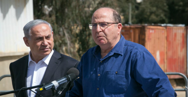 توتر العلاقة مع نتانياهو تدفع وزير الدفاع الإسرائيلي إلى الاستقالة