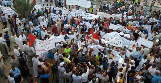 جمعيات غاضبة بجهة درعة تافيلالت تخرج في مسيرة لإقالة الشوباني