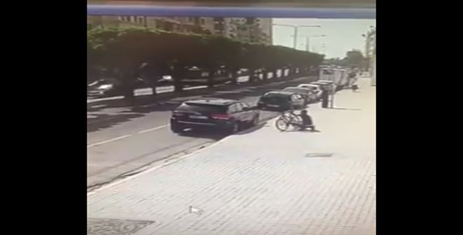 كاميرا المراقبة ترصد كيف تمت عملية سرقة بشارع الزورقطوني بالبيضاء