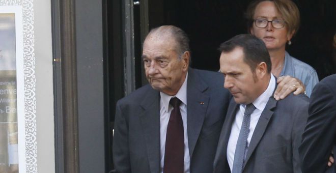 نقل الرئيس الفرنسي السابق جاك شيراك إلى المستشفى