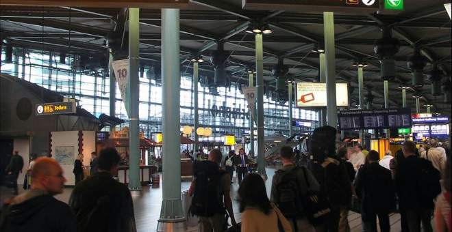 القبض على مواطنة مغربية سافرت بأمعاء زوجها في مطار بالنمسا !