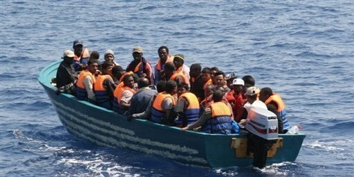 السلطات المغربية تنقذ مهاجرين من الموت ضمنهم رضيع