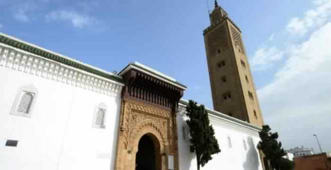 وزارة الأوقاف والشؤون الإسلامية تخفض استهلاك الطاقة بالمساجد