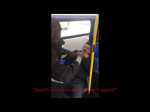فيديو يشعل الفايسبوك.. مغني راب ينقذ فتاة من التحرش الجنسي داخل حافلة للنقل العمومي