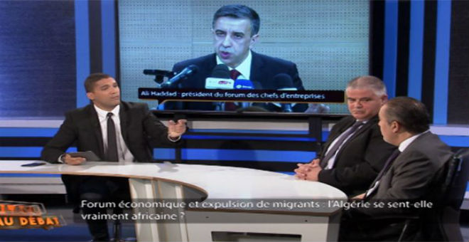 الجزائر: مقص الرقيب يطال برنامجا تلفزيونيا حول المهاجرين