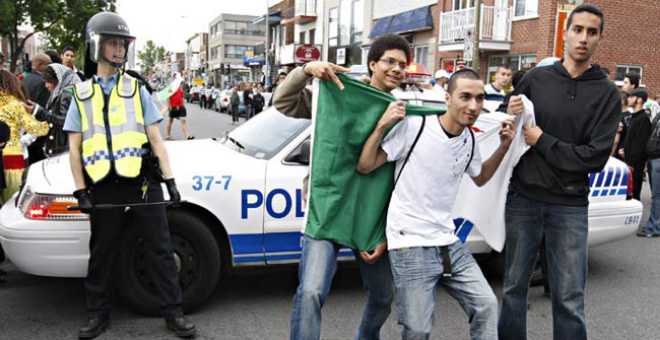 الجزائريون في صدارة طالبي التأشيرة الفرنسية