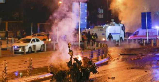 ليلة رأس السنة.. هجوم إرهابي يخلف قتلى في ملهى بتركيا