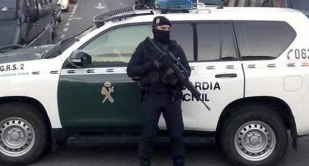 الشرطة الاسبانية تعتقلا مغربيا بتهمة الانتماء ل