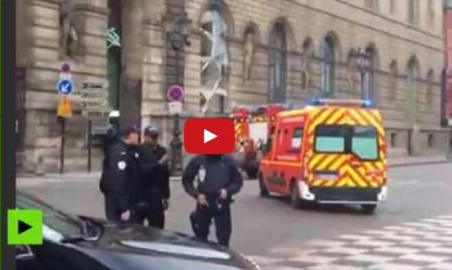 بالفيديو.. استنفار أمني وسط باريس بعد حادث متحف اللوفر