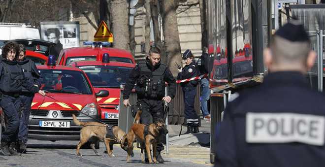 رسميا.. انتهاء حالة الطوارئ في فرنسا بعد عامين من هجمات باريس