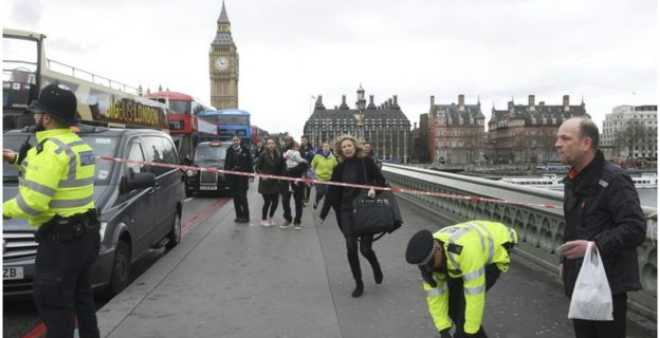 مقتل شخص وإصابة 2 في عملية طعن خارج محطة مترو في لندن