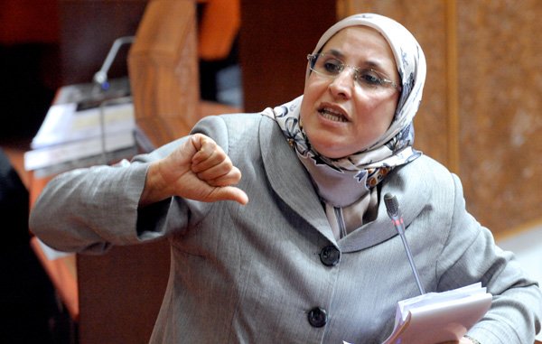 الحقاوي من البرلمان: اللي بغا الإدماج المباشر يعري على كتافه