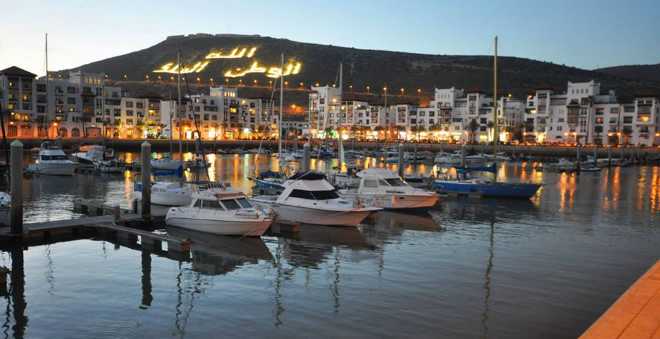 تقرير: السياح المغاربة في صدارة الوافدين على مدينة أكادير