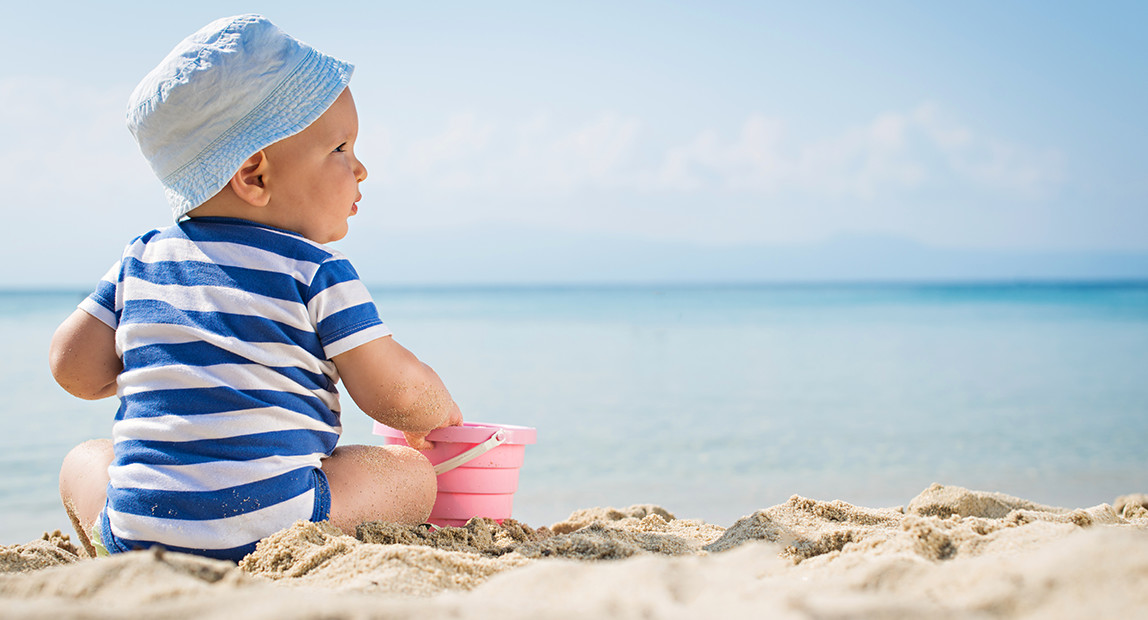 7 نصائح لرعاية طفلك في فصل الصيف