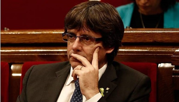 بلجيكا تبحث في تسليم رئيس كاتالونيا و4 من وزرائه لإسبانيا