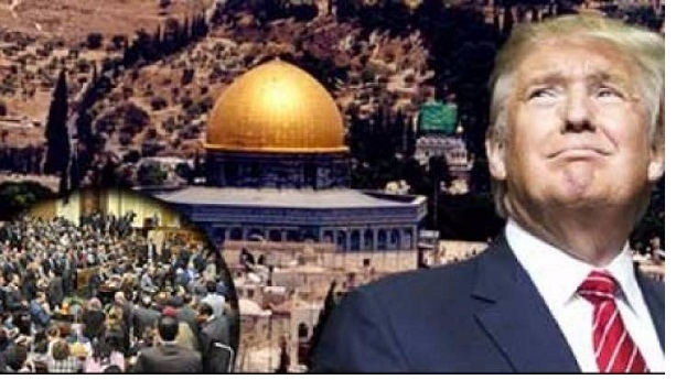 ترامب يؤجل قرار نقل سفارة بلاده إلى القدس
