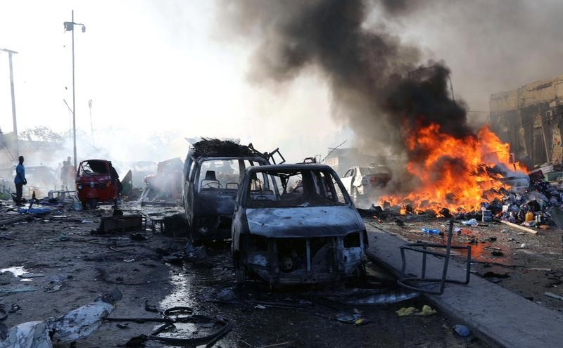 ارتفاع حصيلة ضحايا تفجيري مقديشو إلى 38 قتيلاً