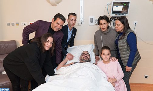 الملك محمد السادس يجري عملية جراحية بباريس كللت بالنجاح