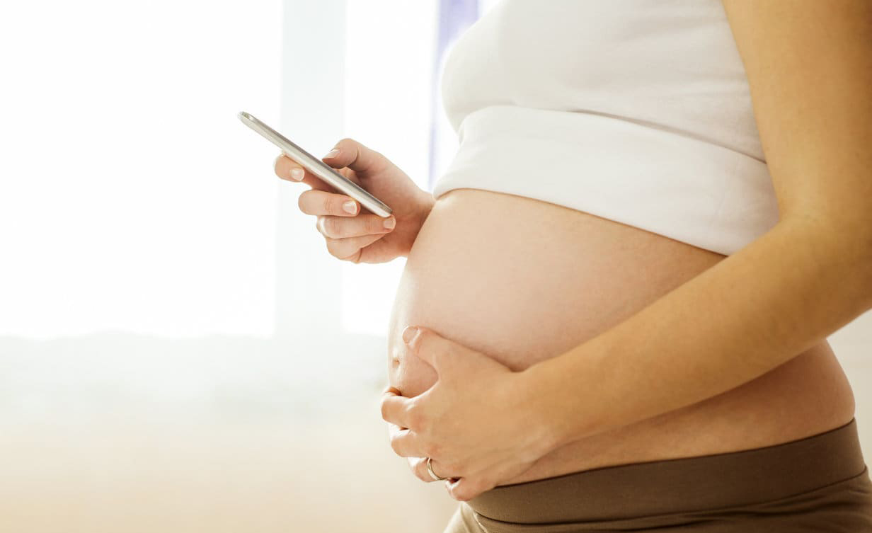أضرار خطيرة للـ”واي فاي” على الجنين لا تدري عنها المرأة الحامل