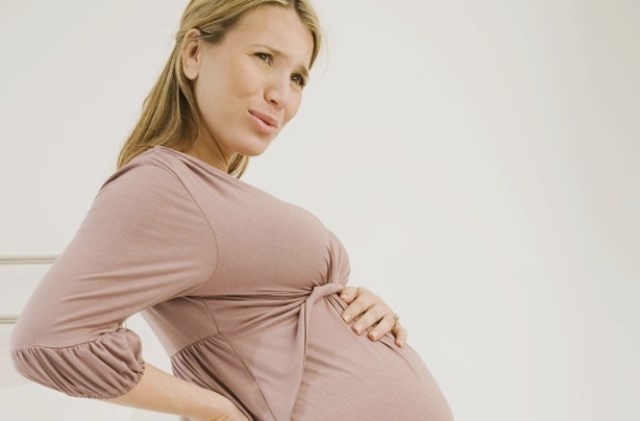 كيفية تفادي الإمساك خلال الحمل