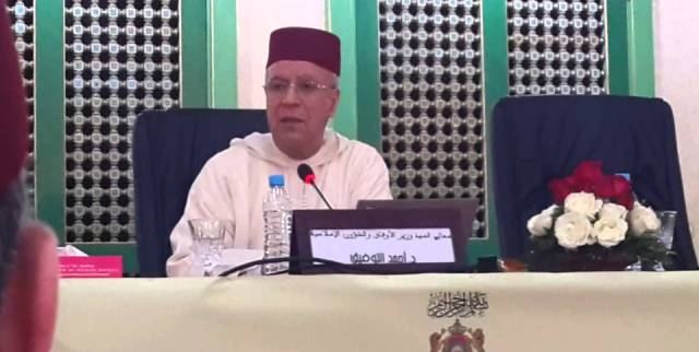 القيمون الدينيون لوزير الأوقاف المغربي: أنت لاتخاف على السياسة بل من الديمقراطية