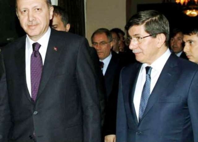 لماذا اختار أردوغان داوود أوغلو خليفة له؟