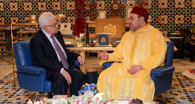الملك محمد السادس يؤكد للرئيس أبو مازن وقوف المغرب  الدائم إلى جانب الشعب الفلسطيني
