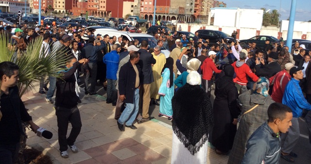 حضور رسمي وشعبي كبير في موكب تشييع جثمان الراحل أحمد الزايدي إلى مثواه الأخير