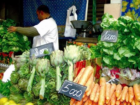 الجزائر“20 ديسمبر.. يوم وطني بلا تسوق”احتجاجا على الارتفاع الفاحش في أسعار المواد الغذائية